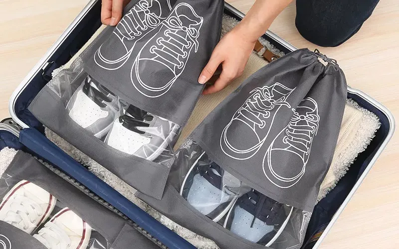 Túi may mặc 